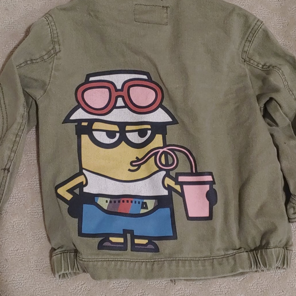 Despicable me jean jacket - Picture 3 of 6